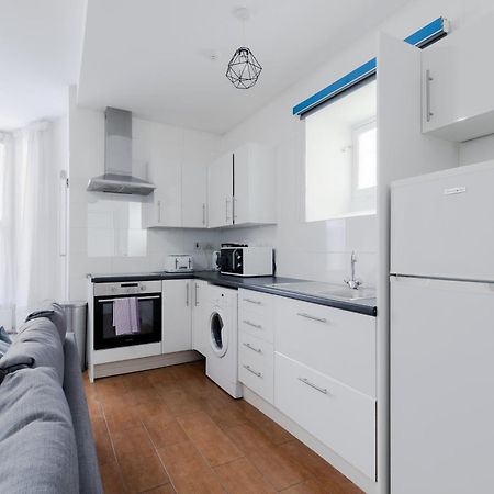 Modern Kensington Apartments Лондон Экстерьер фото