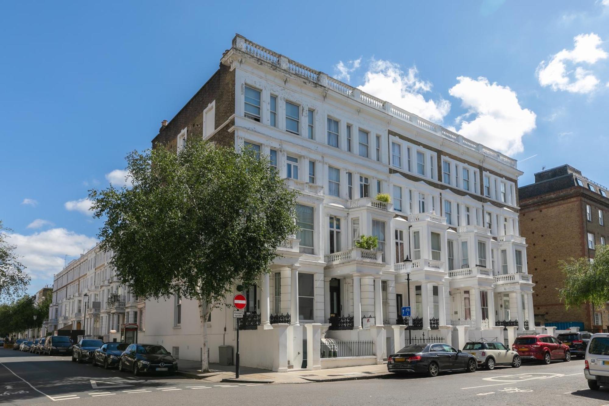 Modern Kensington Apartments Лондон Экстерьер фото